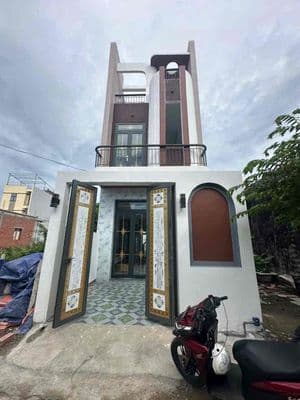 Nhà 2 lầu đường ô tô ở Tân Kim, sổ hồng hoàn công