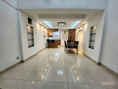 Cho thuê nhà mới 5 tầng gần công viên Lý Thái Tổ, Hẻm xe hơi đẹp.