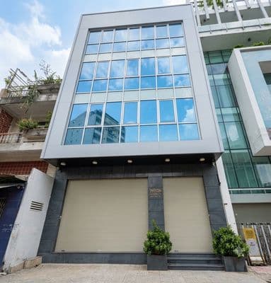 Tòa nhà mặt tiền lý thường kiệt, quận 11 – dt 10x30m – 155tr/tháng
