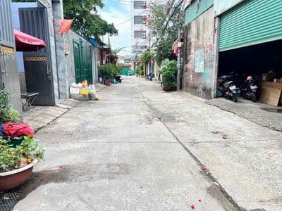 Chủ gấp bán hạ 1 ty nhanh khách ơi ‘ 100 m 3 4 x 25 m. hẻm 6 m ô tô ‘