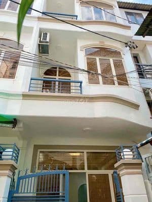 Cho thuê nhà hẻm xe tải phạm văn hai - 3 tầng - 4pn 5wc