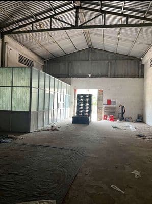 cho thuê kho xưởng hẻm container Nguyễn Hồng Đào 110k/m2 có xuất hđ