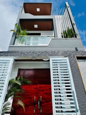 Bán nhà mới xây