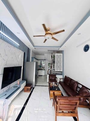 cho thuê nhà nguyên căn việt hưng 35M 5 tầng full nội thất