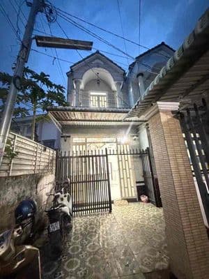 Nhà lầu 3 phòng hẻm 3/2 (gần Đại học Cần Thơ)