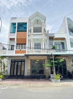 Cho thuê nhà trệt 2 lầu mới - có nội thất - kdc thới nhựt