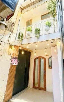 Bán gấp nhà nhỏ xinh ngay tt q 3 ngay bv tai mũi họng 25m2 2pn, 2wc.