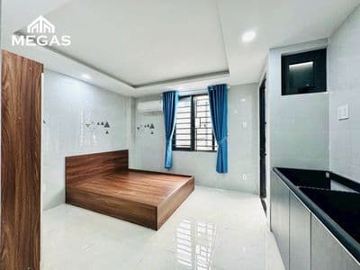 Cho thuê phòng mới xây full nội thất- ban công ngay phan văn hớn -cvpm