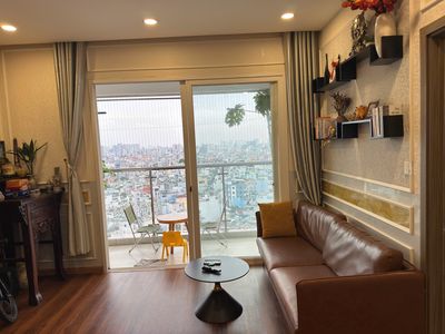 bán /cho thuê sunny 2pn -2wc - tặng nội thất 5,xx