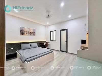 Studio cửa sổ thoáng đầy đủ nội thất hạt dẻ ngay trung tâm phú nhuận