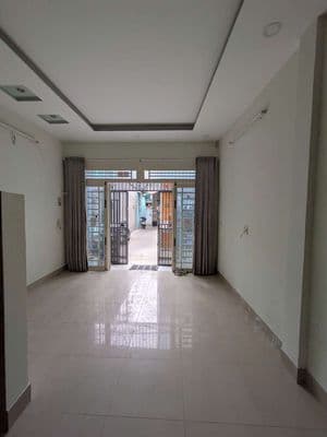 Chính chủ cho thuê nhà Gần ngã tư Tạ Quang. Bửu và QL 50