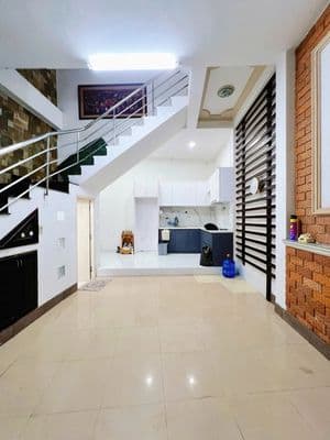 Cho thuê nhà mặt tiền Trần Hữu Trang Quận Phú Nhuận