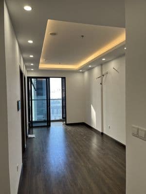 Cho thuê căn 2 PN tòa Camell tầng đẹp Hoàng Huy Commerce