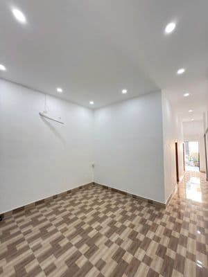 Bán nhà chung cư lầu 2 mt lưu xuân tín, p.10, q.5, 1.66 tỷ