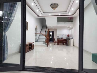Cho thuê nhà nguyên căn mặt tiền Đoàn Khuê, Ngũ Hành Sơn - DT: 100m2