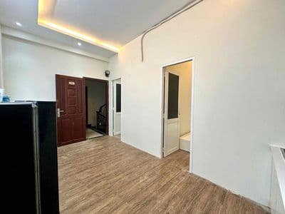 Căn hộ 2PN full nội thất ngay bờ kè Hoàng Sa Q3 ko giới hạn người ở