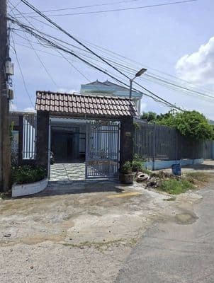 890tr Bán nhà gần kcn Tây Bắc (5x30), đang cho thuê 8tr/th, shr
