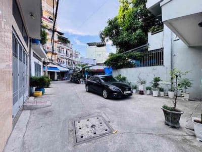 Sát mặt tiền-xe hơi quay đầu sát cửa - 42m2 - 4 tầng btct- lê quang đ
