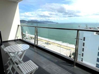 Cho thuê căn hộ biển Maple Tầng Cao View Biển quảng trường biển Nha Tr
