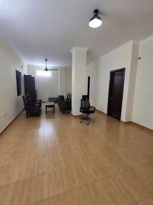 Cho thuê căn hộ 115m², 4PN, ngõ 699 Trương Định, tầng 7, giá 12 triệu