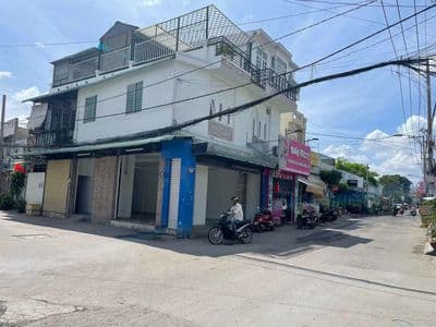 mặt tiền kinh doanh buôn bán cạnh bên chợ Minh Phát