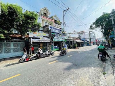 Nhà sẵn ngang 5.5m - hxh sát phạm văn đồng - gpxd mới 4 tầng