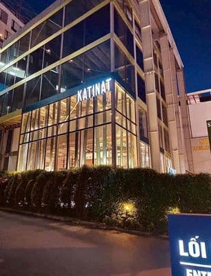 Cho Thuê Góc 2 Mặt tiền Ung Văn khiêm , 320m2 , 1 trệt 1 lầu, giá 132t