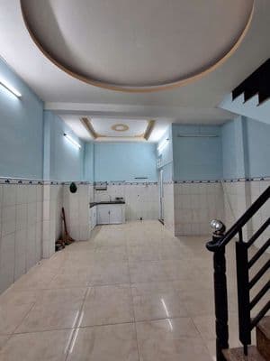 Cho thuê nhà hẻm đường nguyễn văn cừ, q5 diện tích : 5m