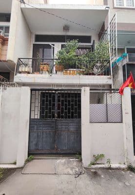 Nhà rộng ngay giáo xứ thanh đa- đường tầm vu, chỉ 11tr- làm kho, vp