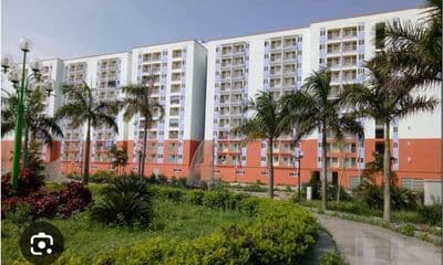 Chính chủ bán chung cư C5