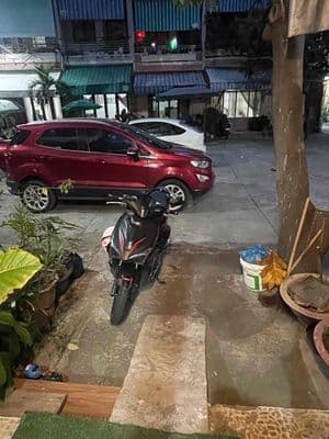 Nhà 3 tầng oto đậu đỗ cô giang - hải châu