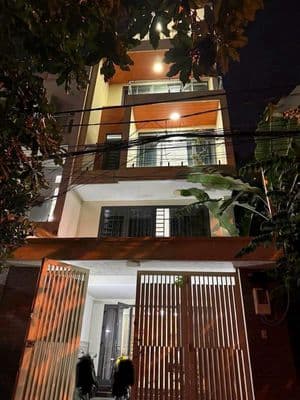 Hiếm, HXT Phạm Văn Đồng, Diện tích sử dụng lớn.
