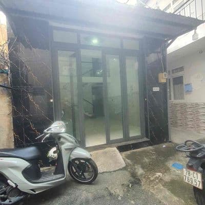 cho thuê nhà nguyên can 3pn 4x15m hẻm 390/18/ Phan Huy Ích p12