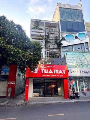 Bề ngang lên đến gần 7m mặt tiền nguyễn trãi cực kỳ hot sẵn nội thất !