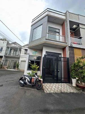 Cho Thuê Nhà mới xây 1 trệt 1 lầu phường Hoá An mới leng keng