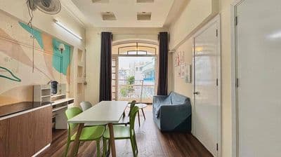 2PN Ban Công 45m Ngay Ngã Tư Phú Nhuận, Gần Đường Phan Xích Long