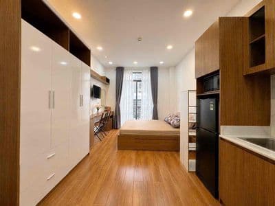 Studio Balcony 35m2 Hầm Xe, Thang Máy Gần Bờ Kè Hoàng Sa, Giáp Quận 1