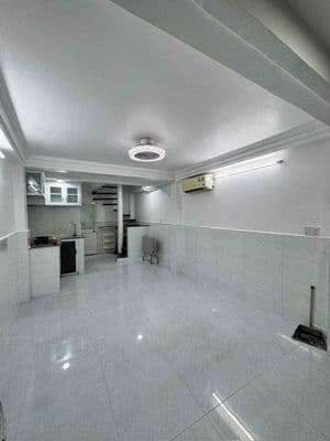 Cho thuê nhà nguyên. trệt 1 lầu,sân thượng (Vạn Kiếp p3 BT)