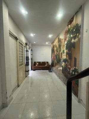 cho thuê nhà nguyên căn(2pn2wc) Phan xích long p3,PN