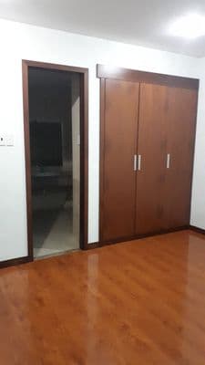 Cần cho thuê căn hộ Giai Việt -3PN nhà trống có rèm.Giá: 12 triệu
