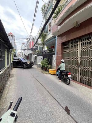Nhà 4x17m, Hẻm Xe Tải, CMT8, Phường 5, Tân Bình, Gần Chợ Phạm Văn Ha