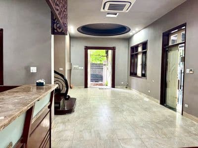 Cho thuê biệt thự lô góc cao cấp Vimeco 2, nội thất cao cấp