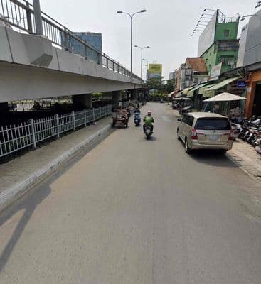 Nhà kinh doanh mặt tiền calmeet-q1