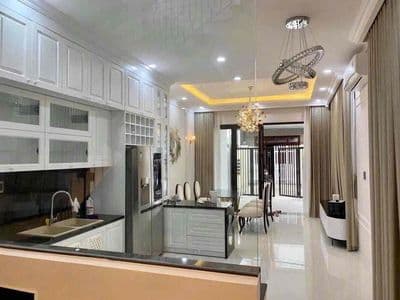Nhà 3tầng thiết kế hiên đại, 2pn,full nội thất khu nguyên văn thoại