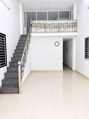 Cho thuê nhà cấp 4 gác lửng 3pnmặt tiền đường: nguyễn phước nguyên