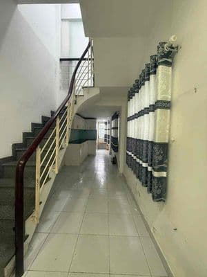 Cho thuê nhà hẻm 524 Đường Phan Xích Long