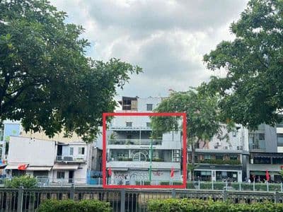 Cho thuê nguyên căn 1070 Trường Sa ngang 12x4m , 2 tầng st giá 30tr/t