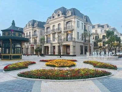 Song lập kinh đô 153m² – hướng đông nam – hai mặt tiền – 24 tỷ