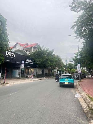 Cần cho thuê gấp mặt tiền Cao Đức Lân Q2