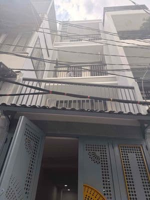 5,2 tỷ – sở hữu nhà đẹp âu cơ, 4 tầng – 3pn – xách vali vào ở ngay